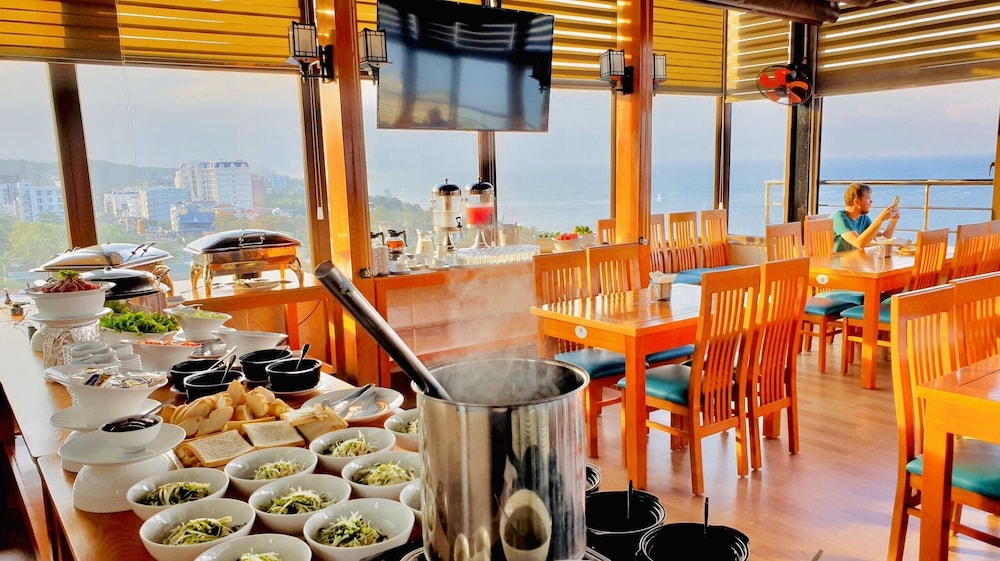 Stellar Hotel Phu Quoc 17/26
