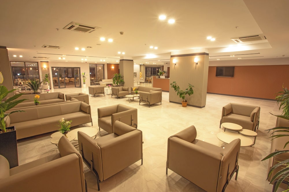 First Joy Hotel 24/49