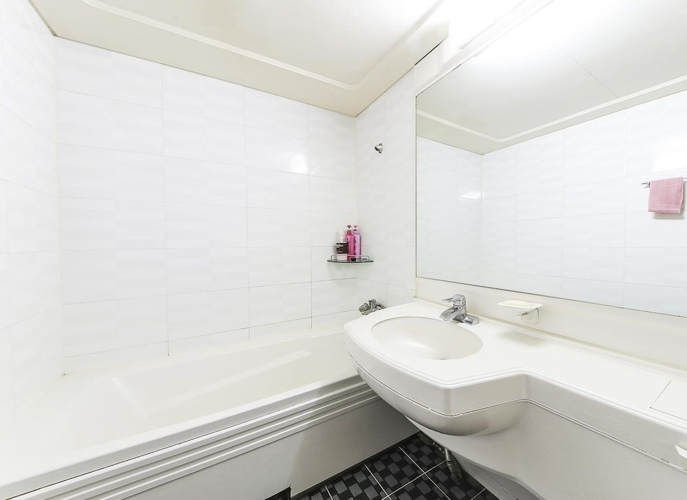 Motel Sangmu Gwangju 16/32
