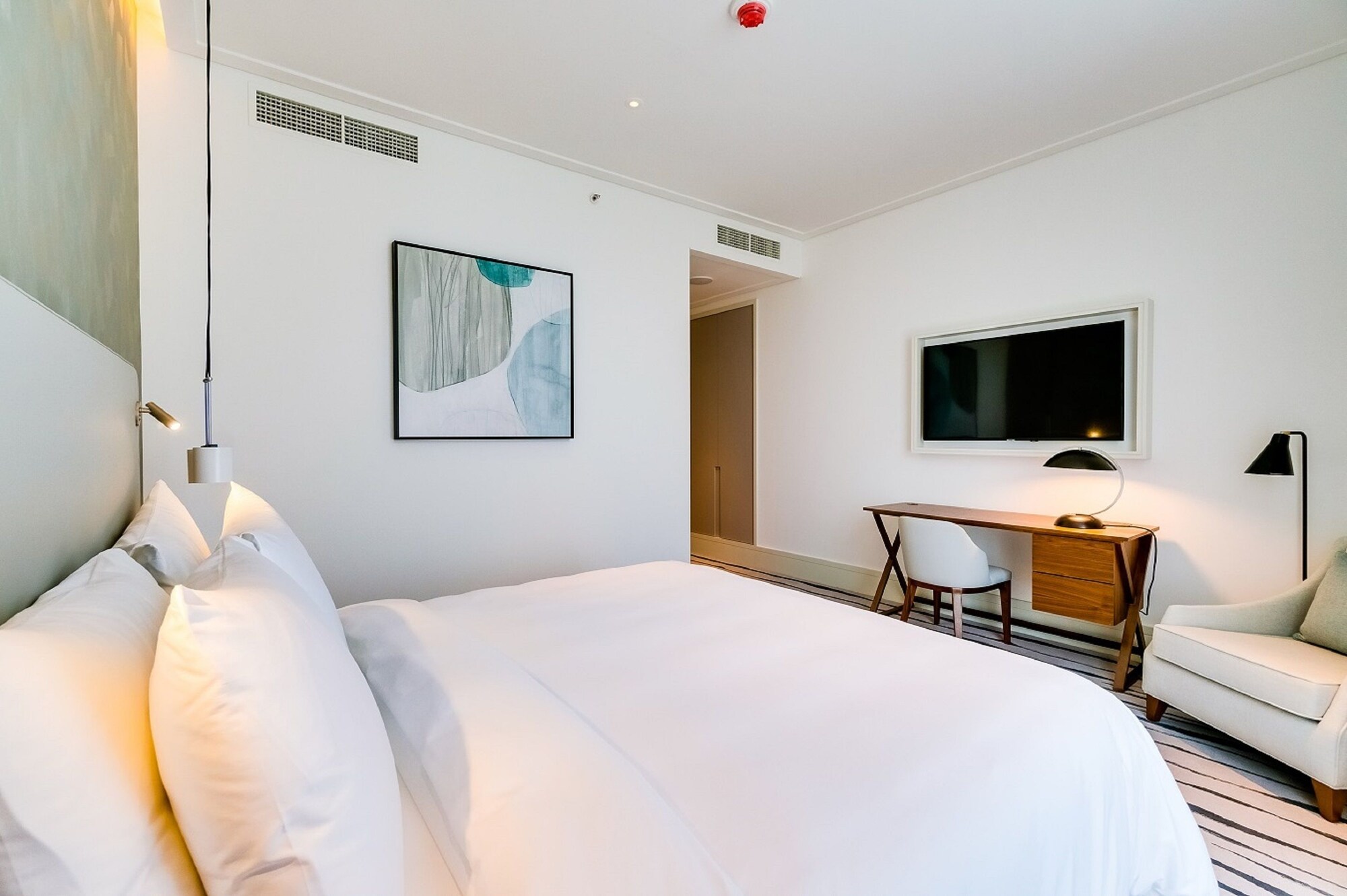3 BEDROOMS, APARTMENT, PARTIAL BURJ VIEW