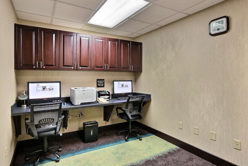 Hampton Inn Suites Savannah I 95 South Gateway 30/32