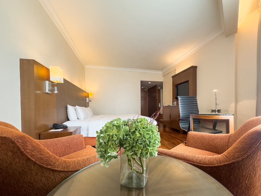 Rembrandt Hotel Bangkok (Sukhumvit Soi 18) 64/84