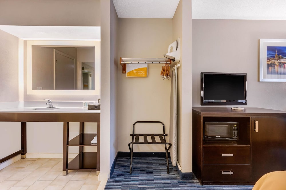 Quality Inn Gordonsville 28/32