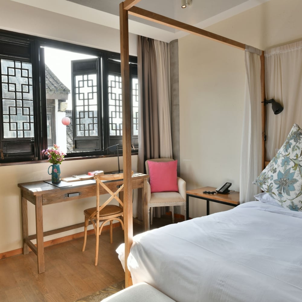 Blossom Hill Suzhou Shangtang 10/50