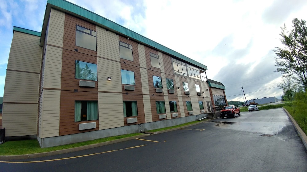 Quality Inn & Suites Hawkesbury 4/50