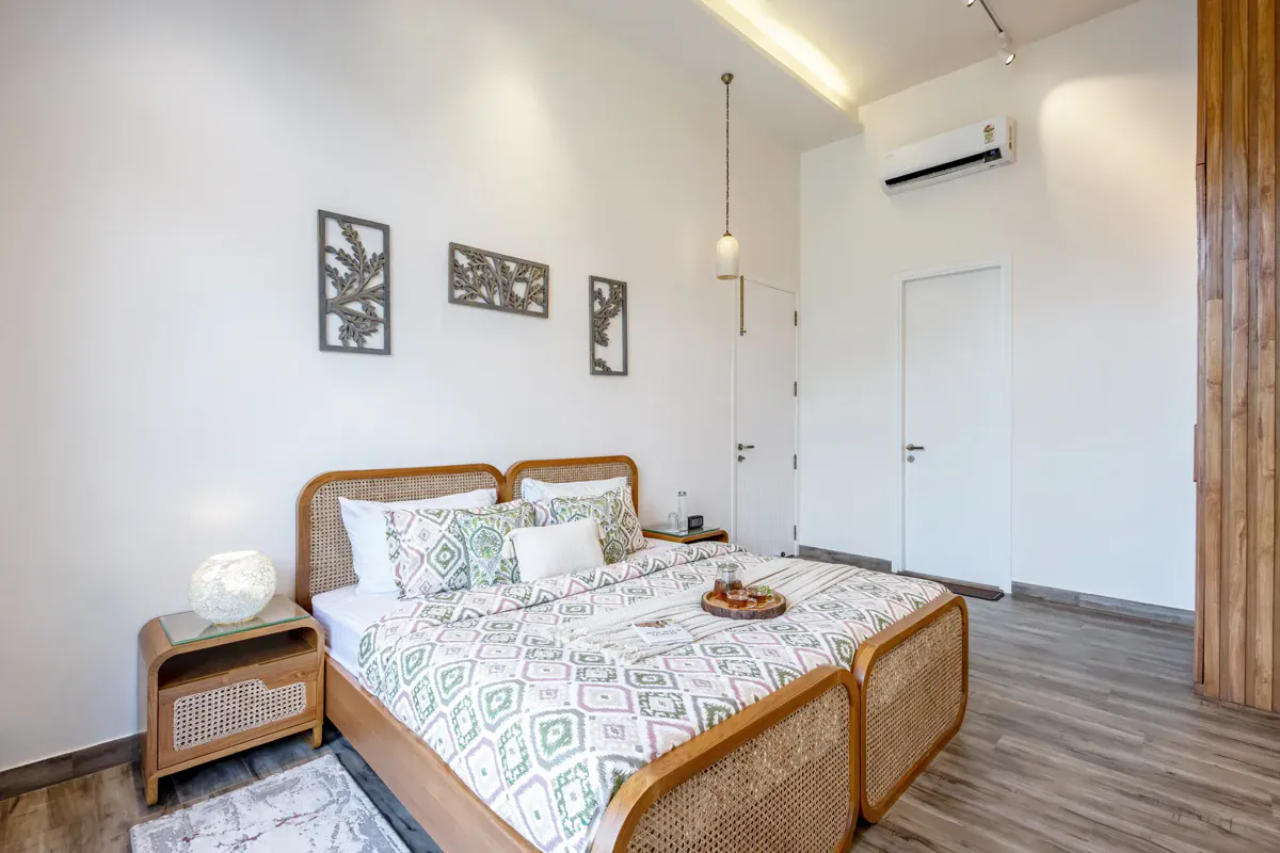 Room at ELIVAAS 3 BHK with Terrace Near Lake View Antarmann Casa Mirage, NAINITAL