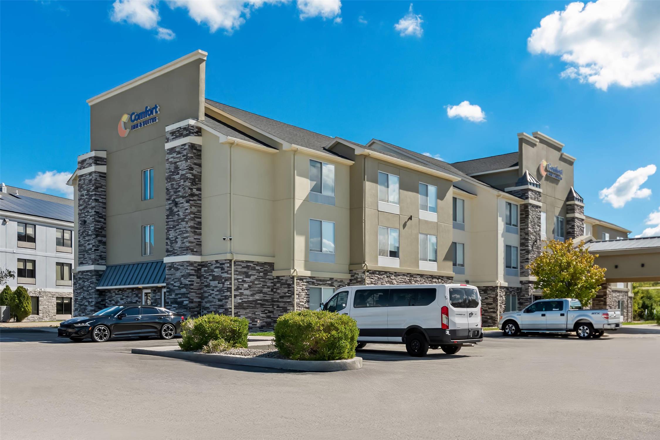 Comfort Inn & Suites Berea, KY 37/40