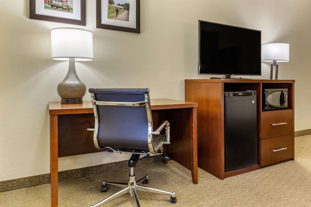 Comfort Inn Lancaster At Rockvale 28/29