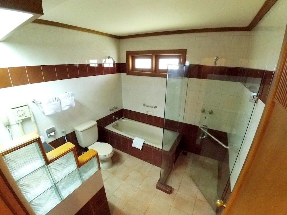 Purnama Hotel 50/50