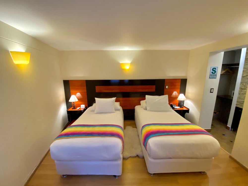 STANDARD, TWIN BEDS