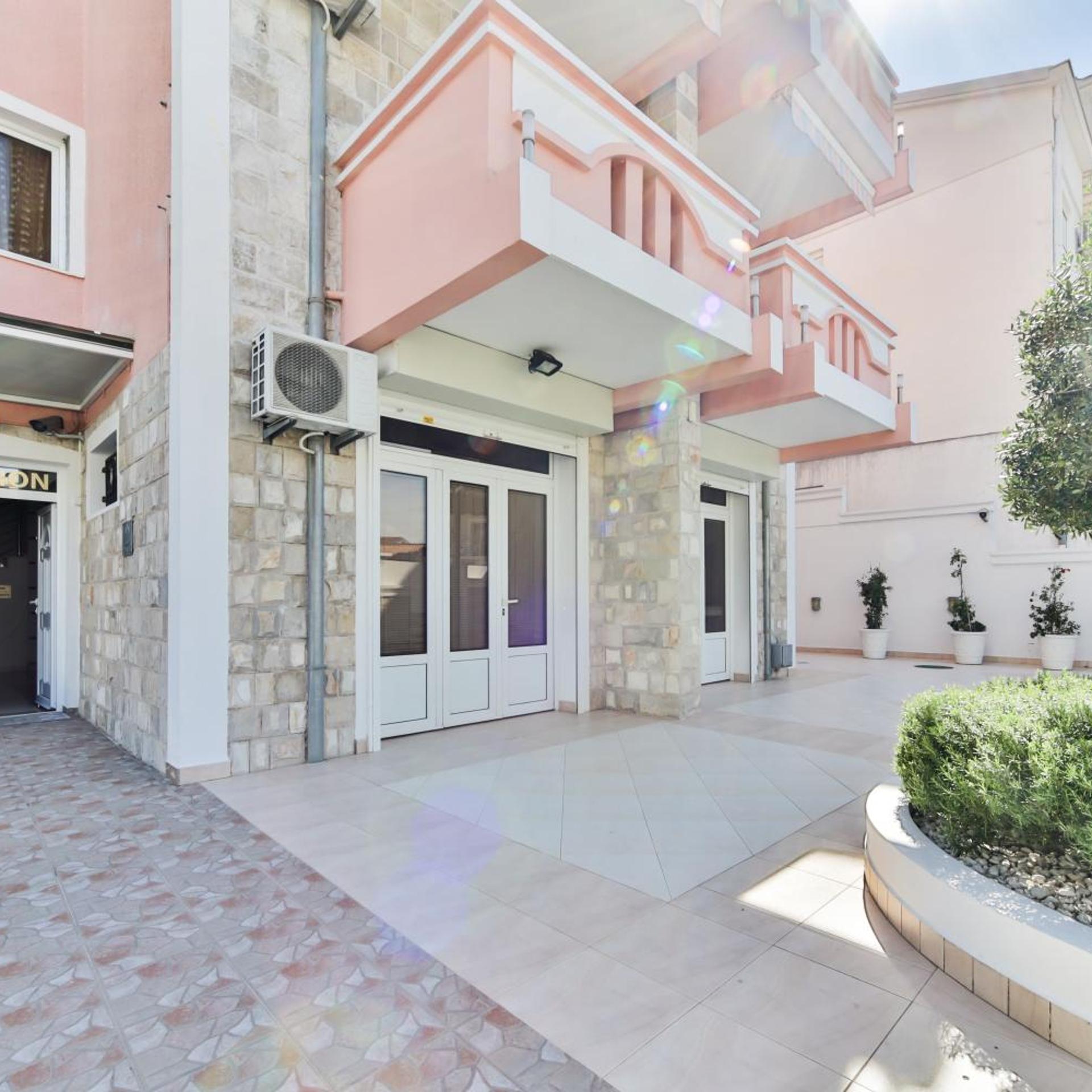 Garni Hotel Koral 45/50