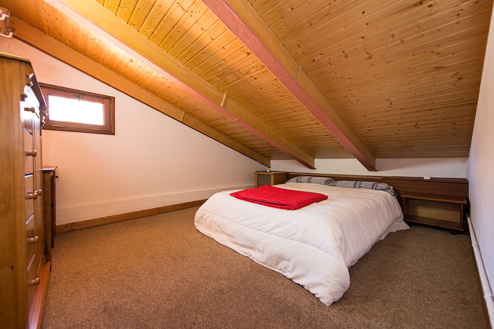 Hotel Rural El Refugio 48/75
