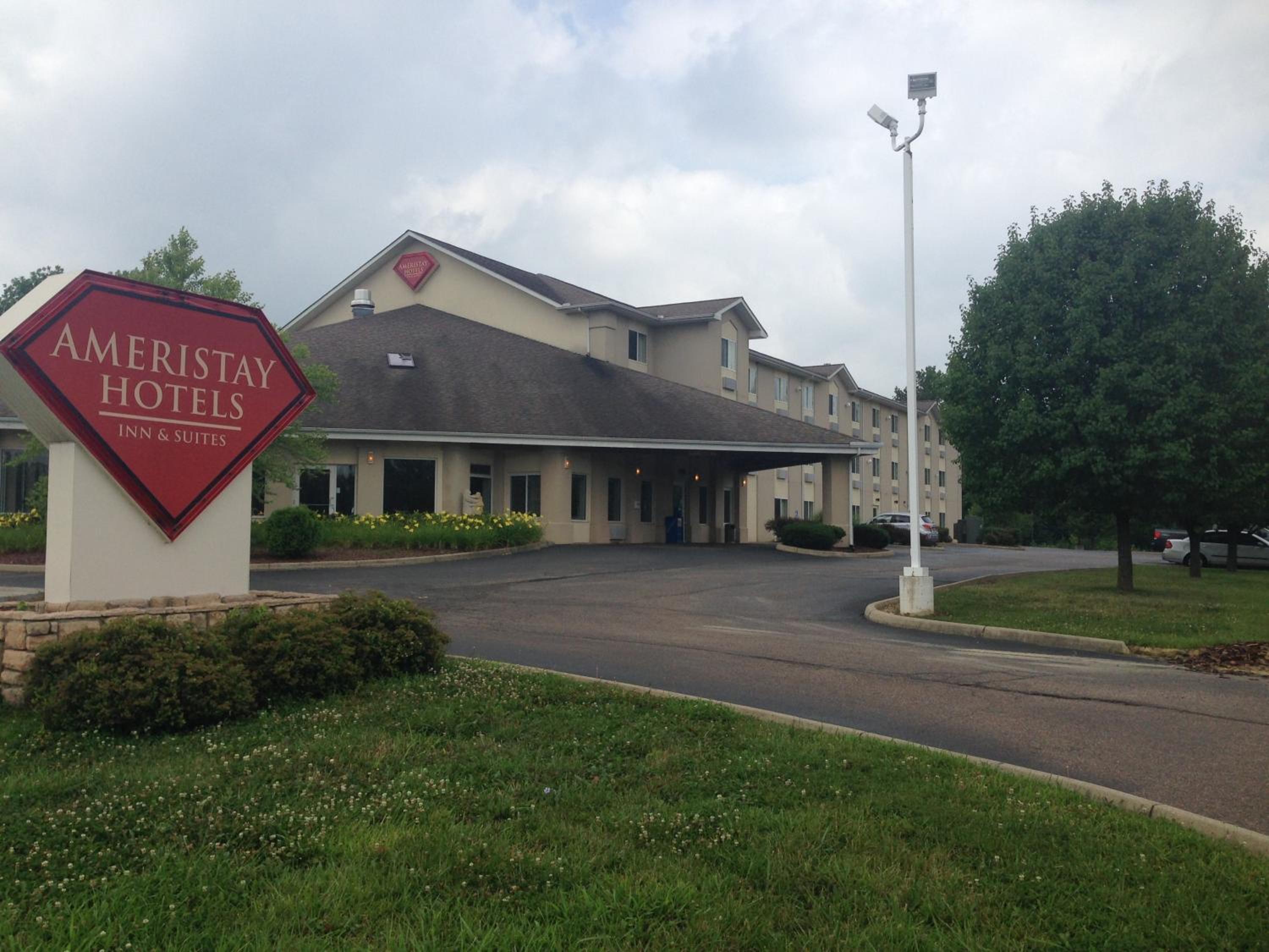 Ameristay Inn & Suites 16/19