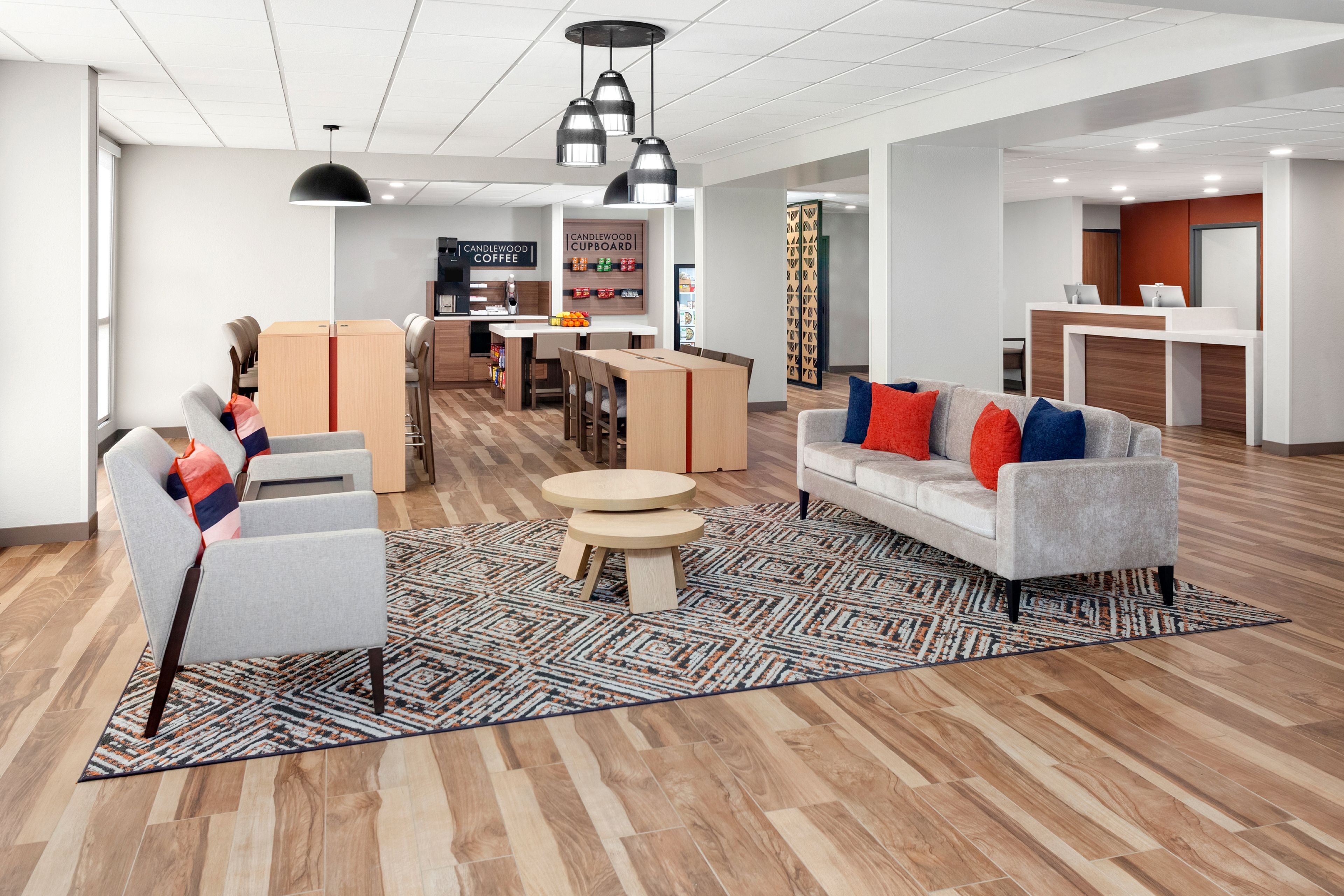 Candlewood Suites Columbus North - Worthington 17/25