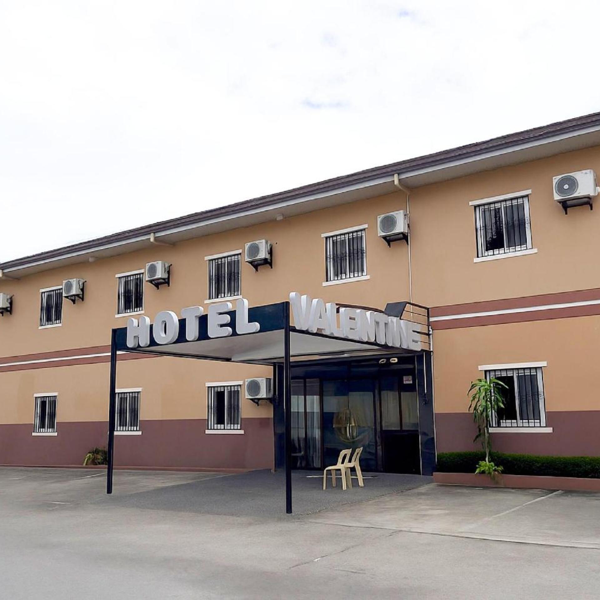 Valentine Park Hotel 1/22