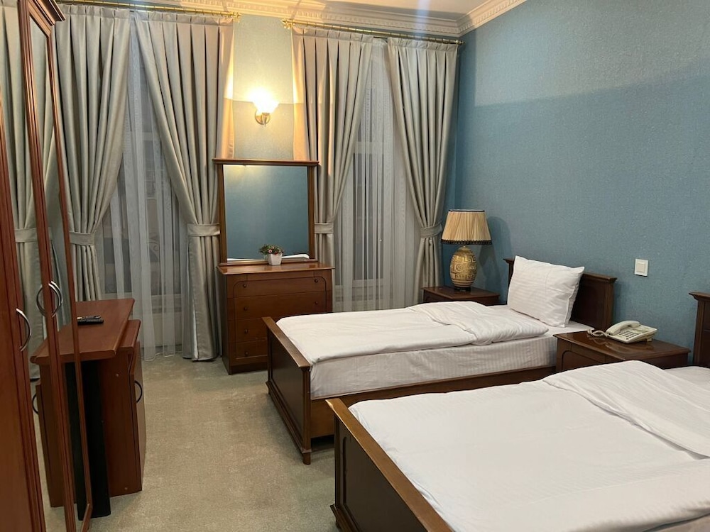 Swan Hotel 20/33