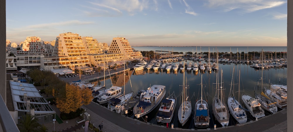 MERCURE LA GRANDE MOTTE PORT 42/46