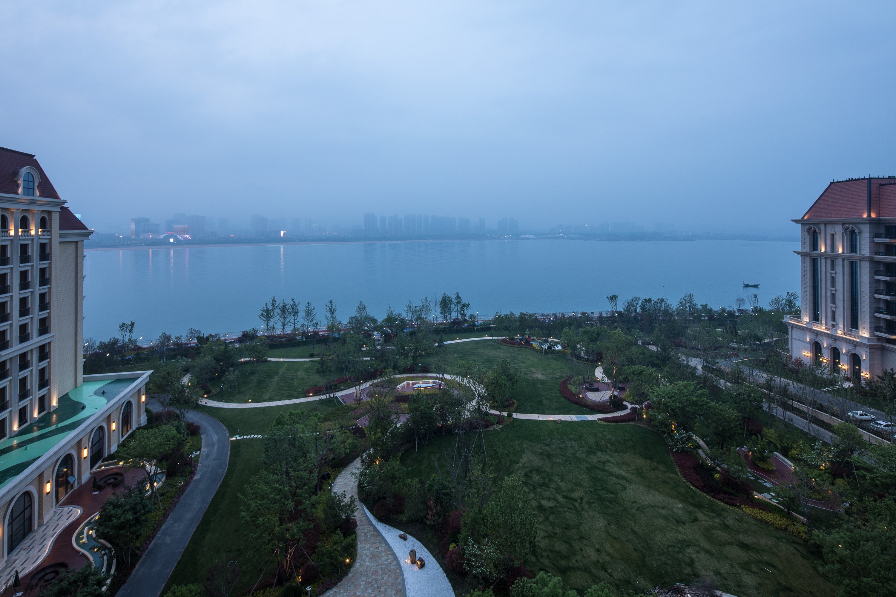 Crowne Plaza Qingdaoorientalmoviemetropolis 5/48