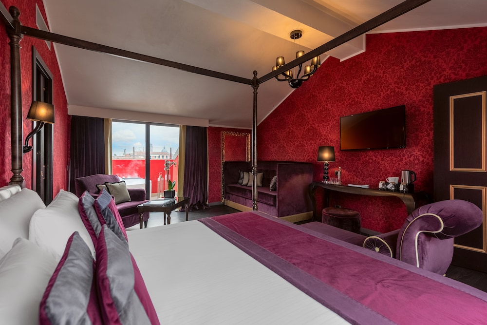 Carnival Palace Hotel 27/70