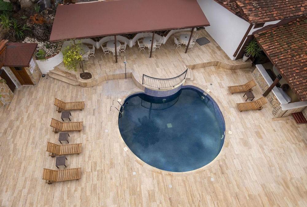 Argos Hotel - Adults Only 46/75