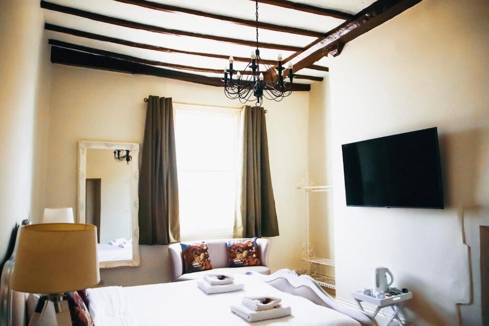 The Old Crown Coaching Inn 23/50