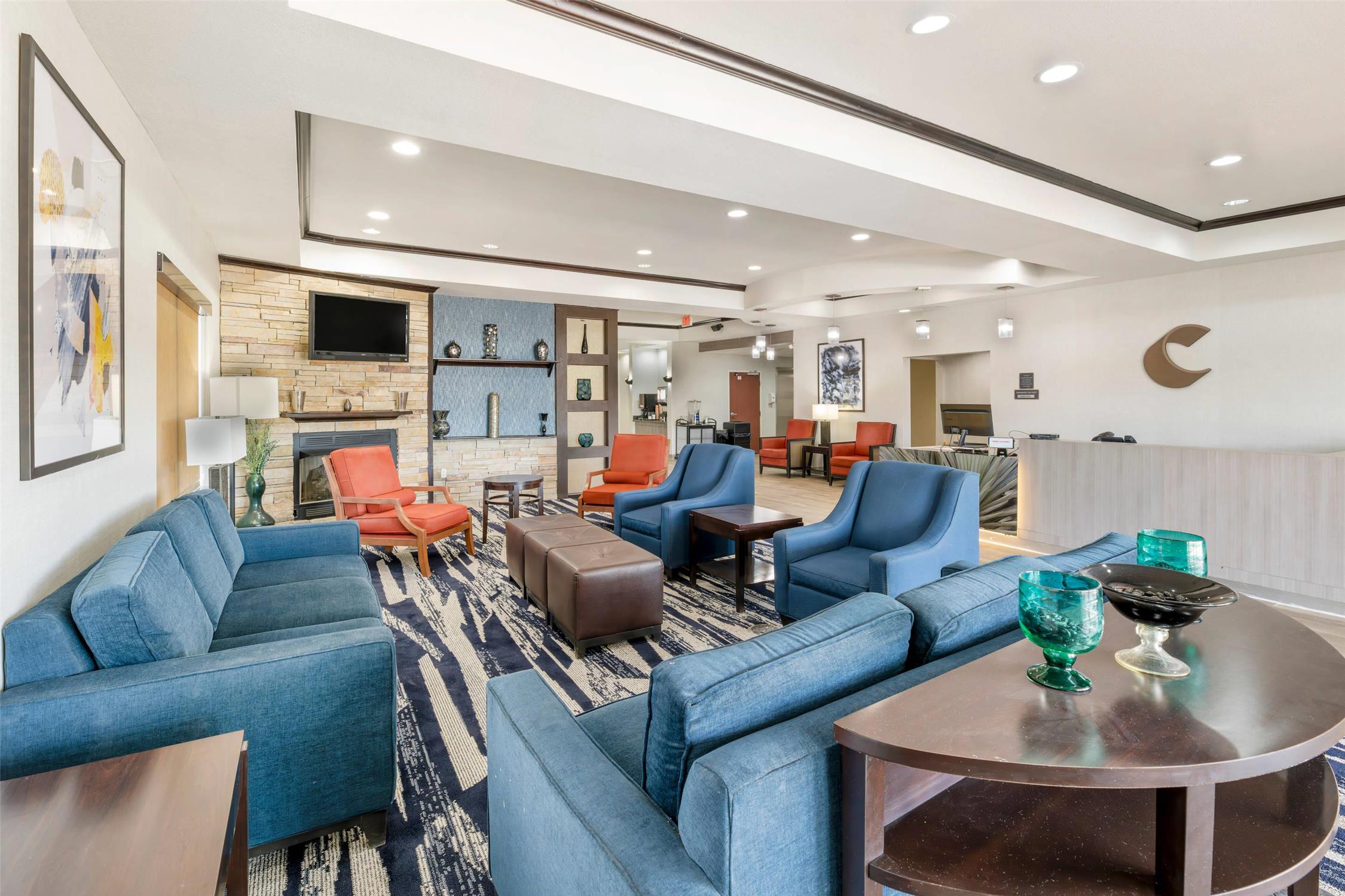 Comfort Suites Pecos 21/42