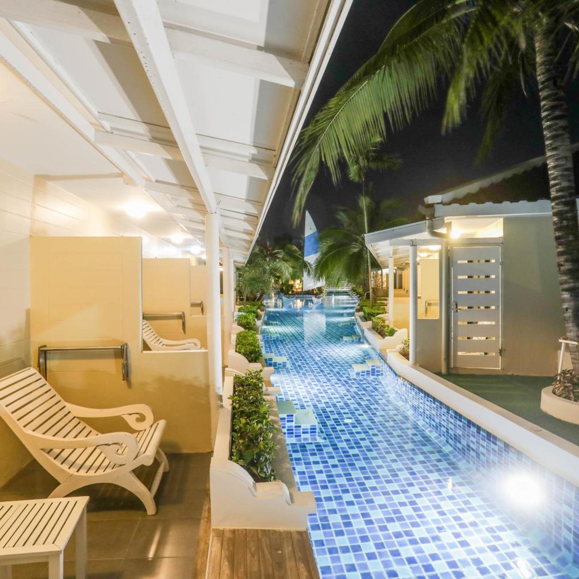 Tuana Hotels Brook Pool Access 23/50