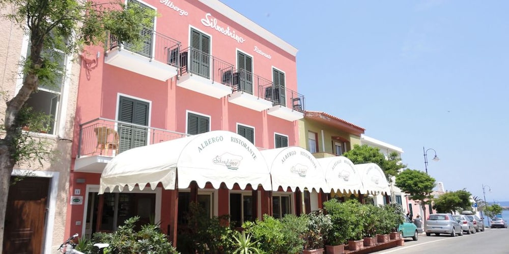 Hotel Ristorante Silvestrino 4/45