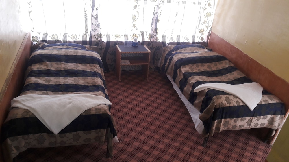 Pangong Holiday Cottages 2/20
