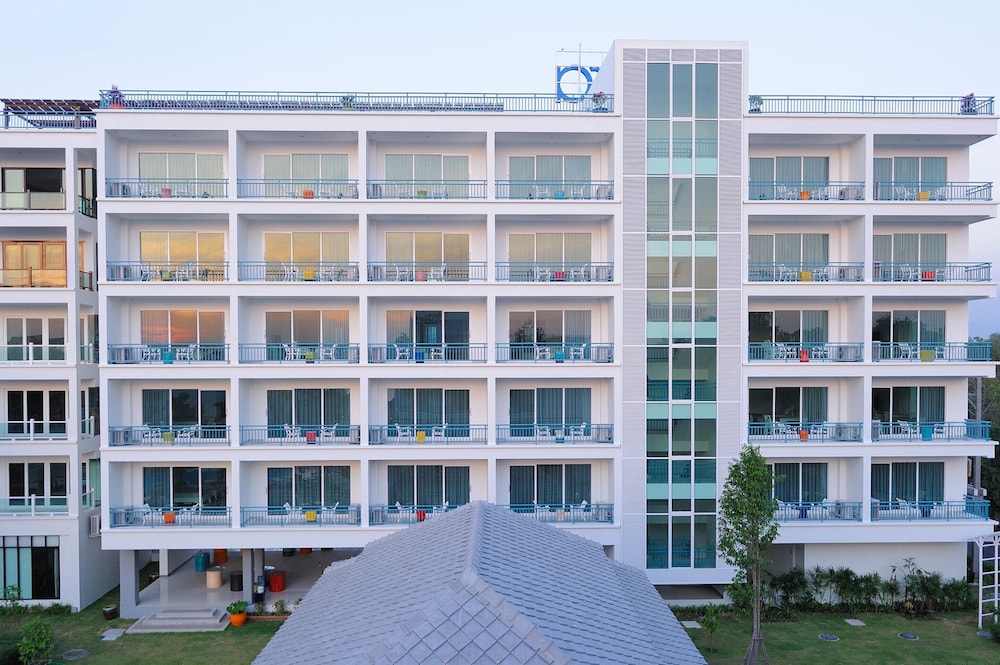 Cera Resort Cha Am in Cha-am