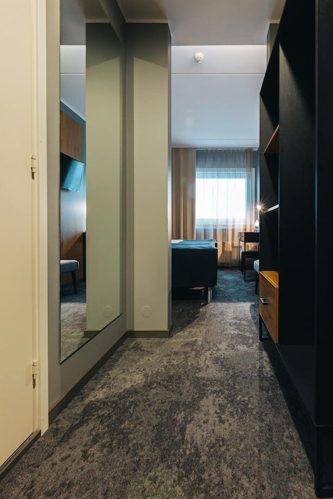 Go Hotel Shnelli 37/63