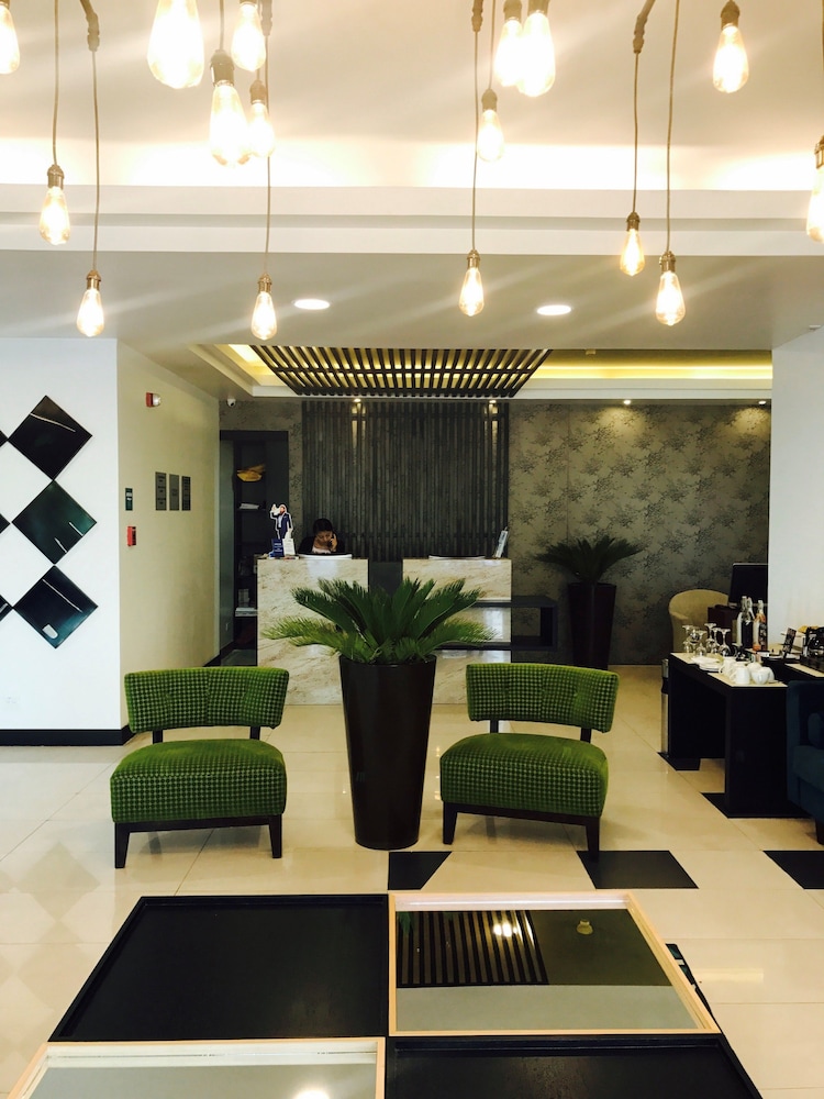 Wyndham Garden Quito 2/80