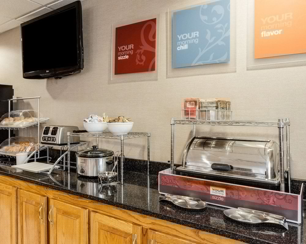 Comfort Inn and Suites Grenada 36/40