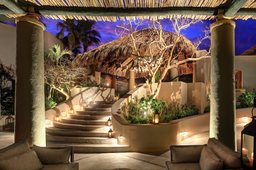 Esperanza Resort 57/74
