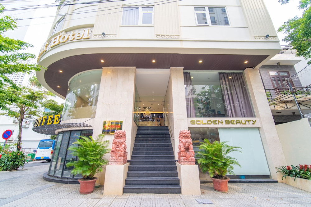 Golden Star Hotel 2/69