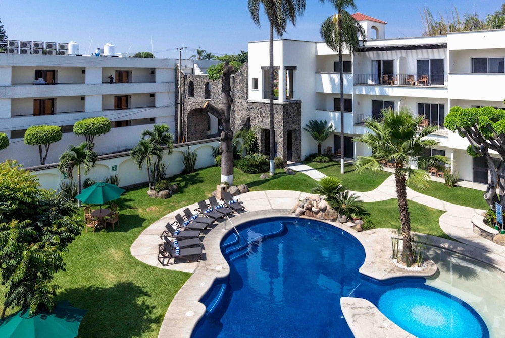 Hotel Casa Francisco Cuernavaca 44/46