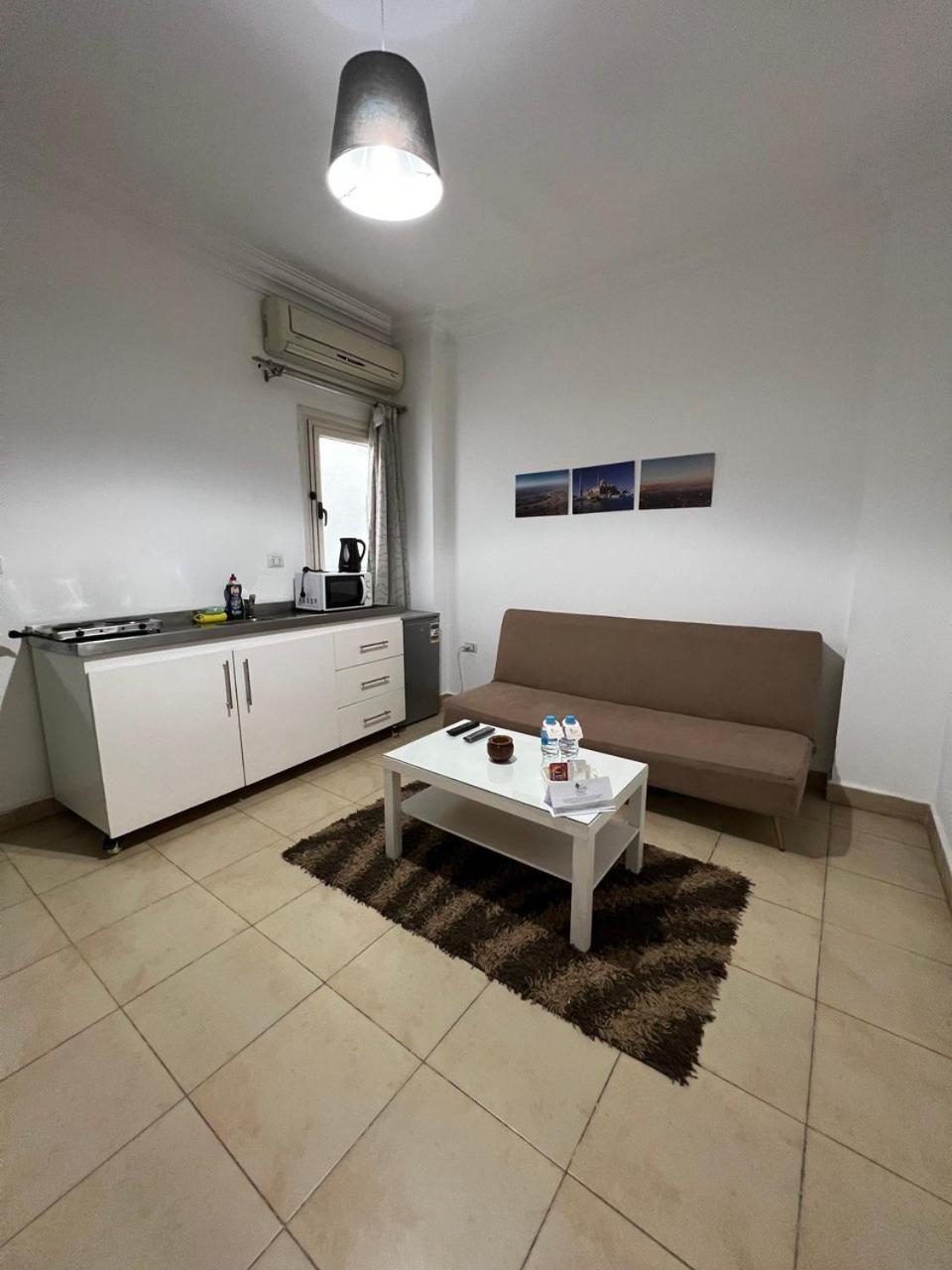 شقة بإطلالة على البحر، Lilly Apartments 9/10