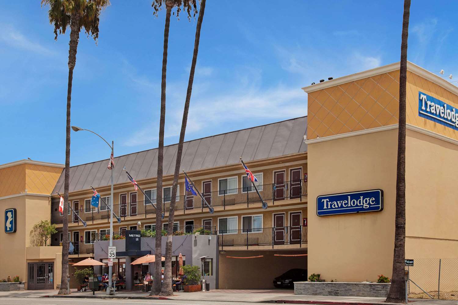 Travelodge by Wyndham Culver City 5/52