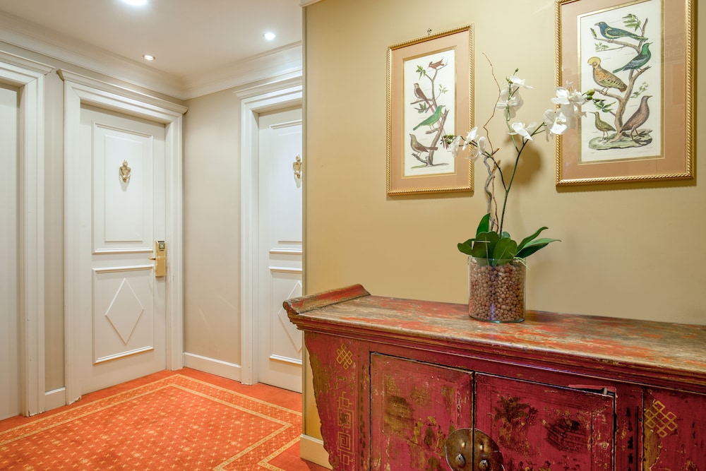 Lobby at Degli Aranci Hotel, ROME