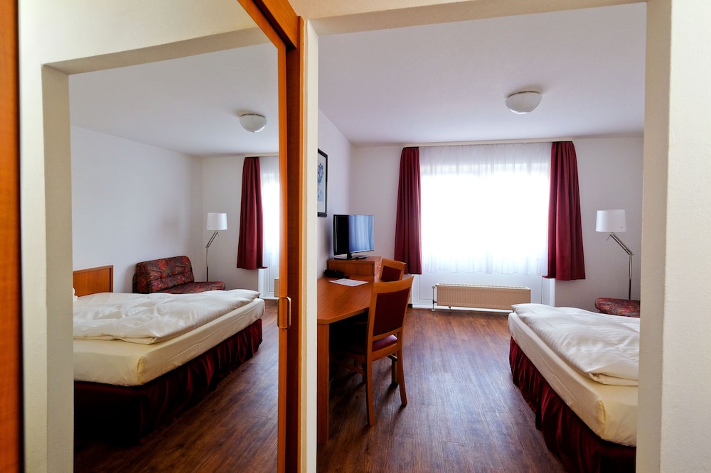 Apart Hotel Studio 20km from Hannover 15/65