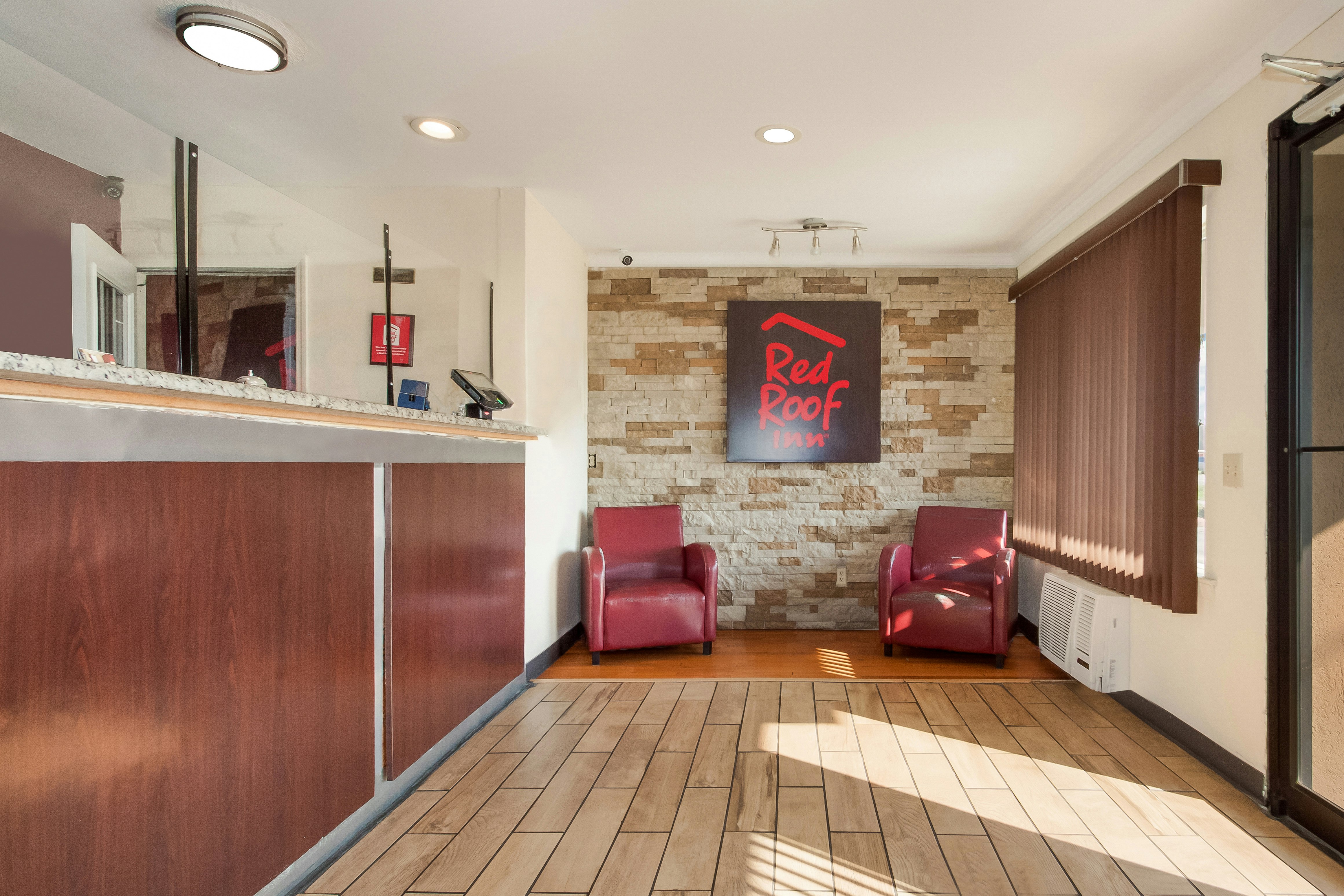 Red Roof Inn Santee 23/49