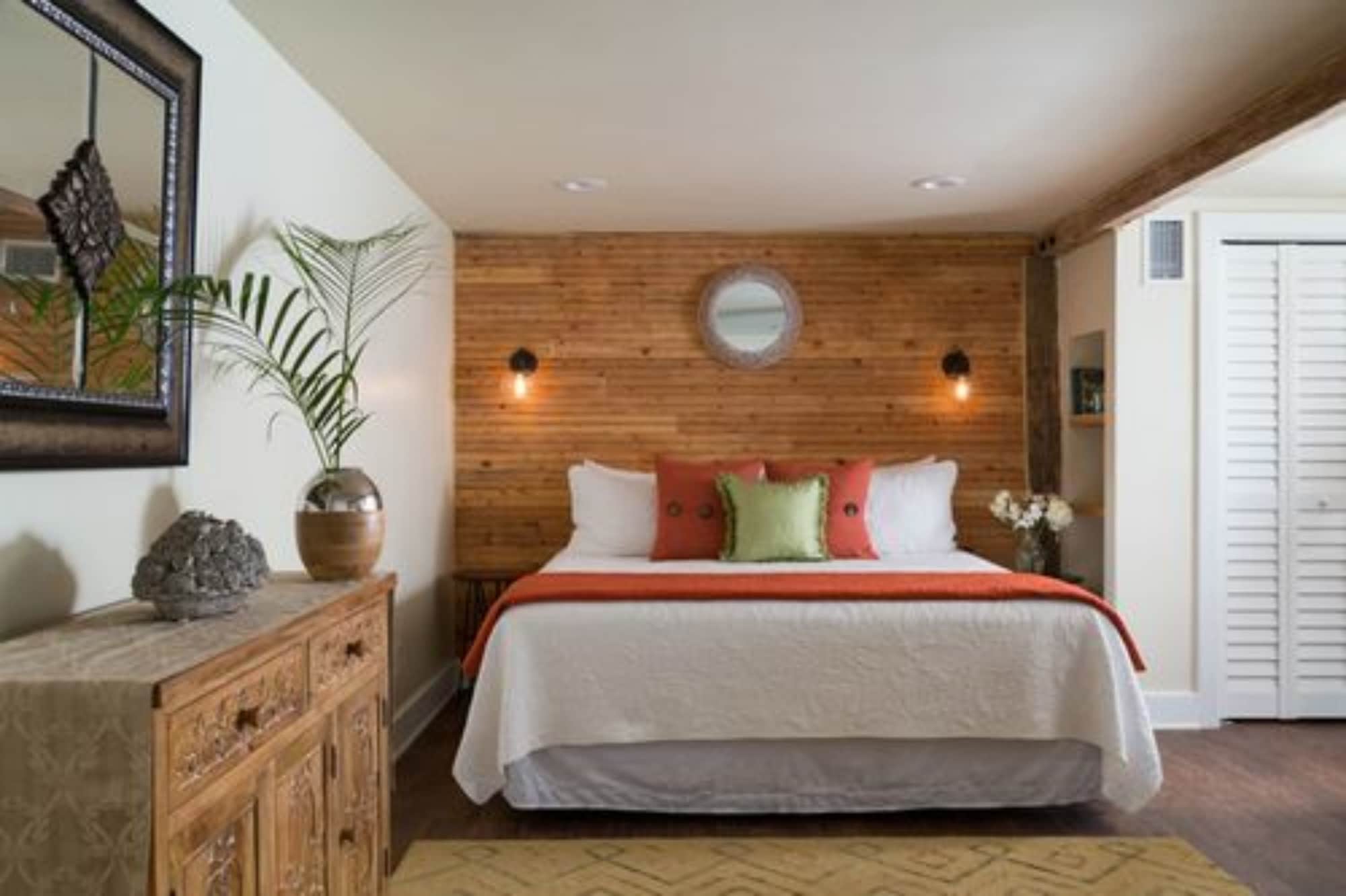 Sandpiper, Suite