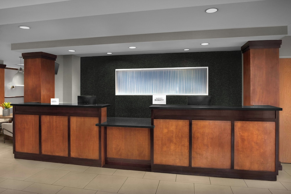 Fairfield Inn Suites Phoenix Chandler Fashion Center 13/65