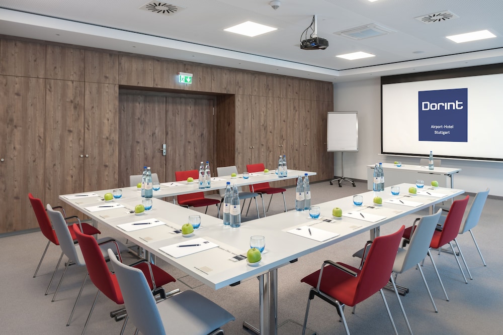 Essential by Dorint Stuttgart-Airport 34/42