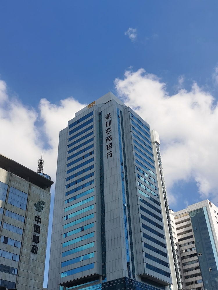 Yutai Hotel Apartment (Dongmen Pedestrian Street Luohu Port Branch) 2/15