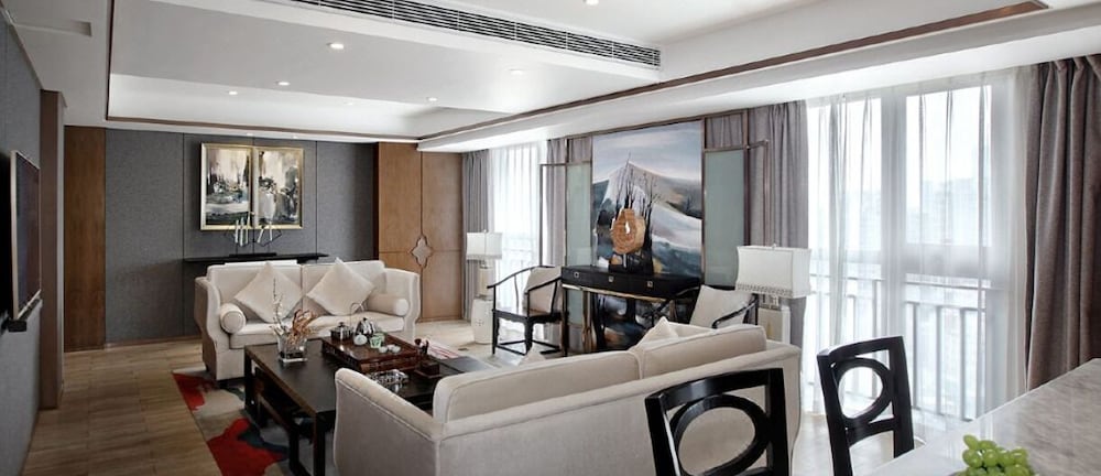 Shenzhen Hongdu Hotel 44/60