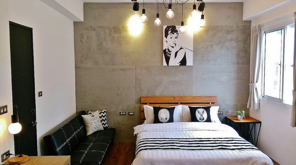 Mutter Apartment 10/50