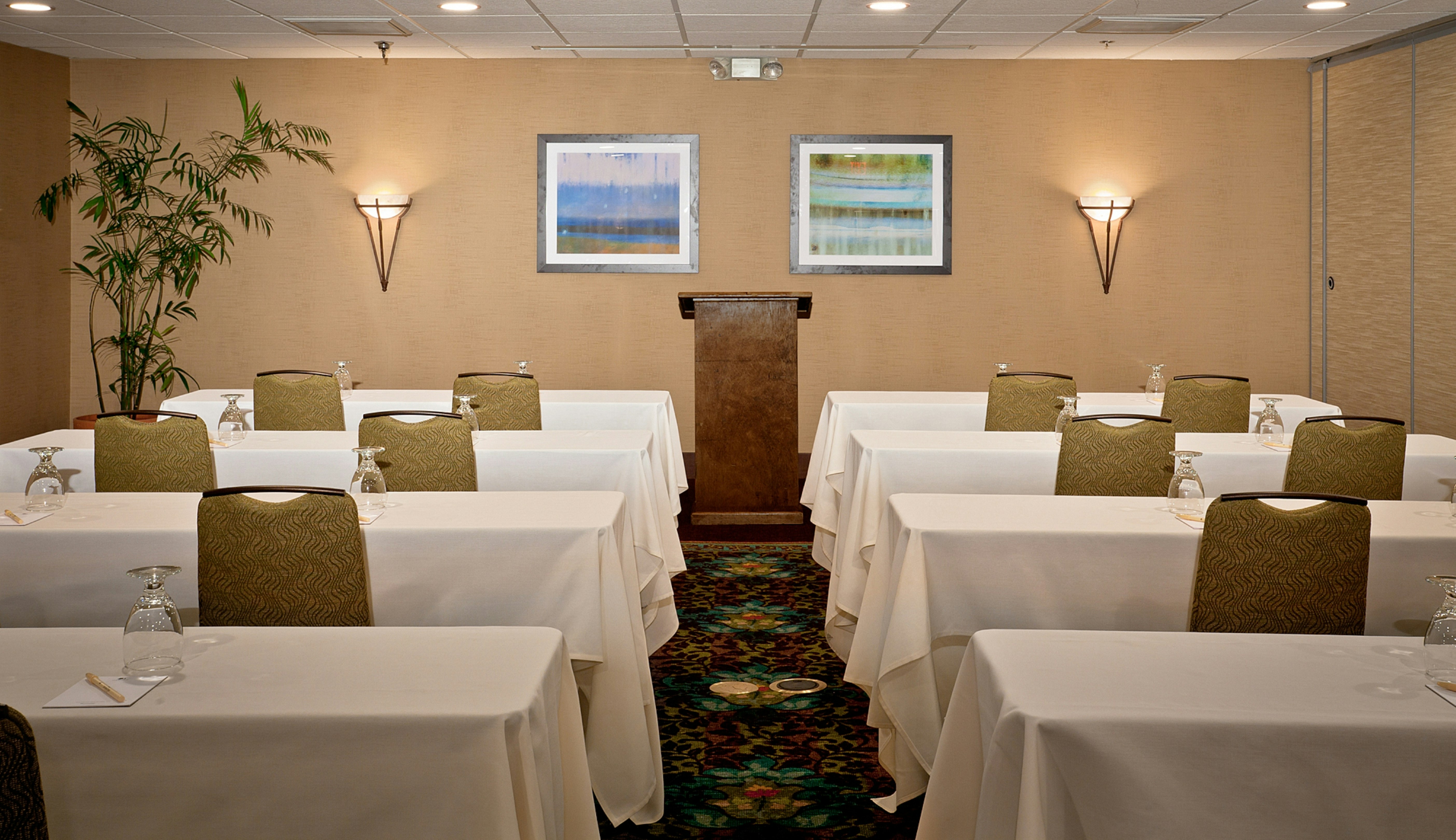 Doubletree By Hilton Santa Fe 61/62