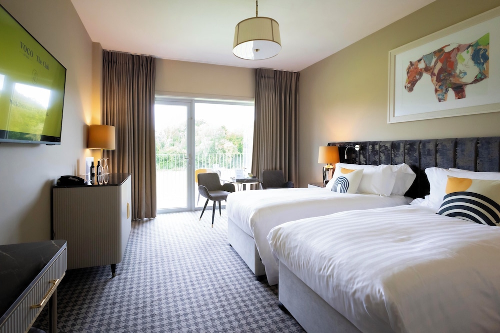 Standard, Twin Beds, Capitol View, Hot Tub, Terrace
