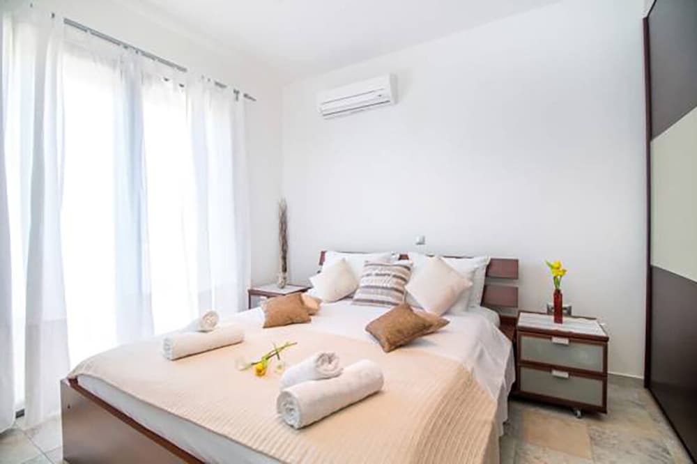 Haraki Villas 11/36